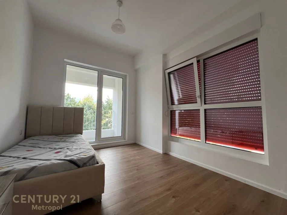 Tirane, shes apartament 2+1 Kati 3, 74 m² 120.000 € (ALi Demi kaimi)