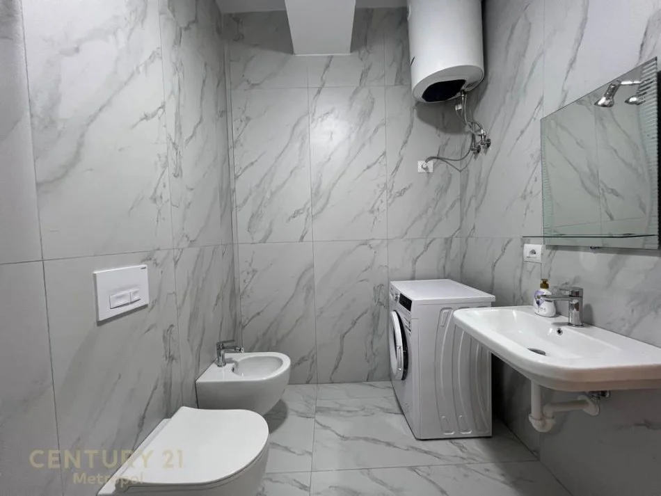 Tirane, shes apartament 2+1 Kati 3, 74 m² 120.000 € (ALi Demi kaimi)