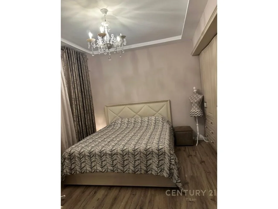 Tirane, shitet apartament Kati 1, 75 m² 120.000 € 