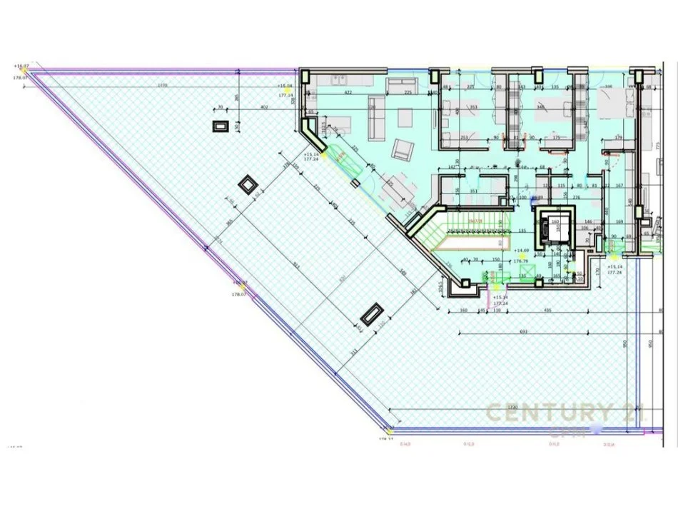 Tirane, shes apartament 3+1+2 , 461 m² 629.000 € (Liqeni i Thatë)