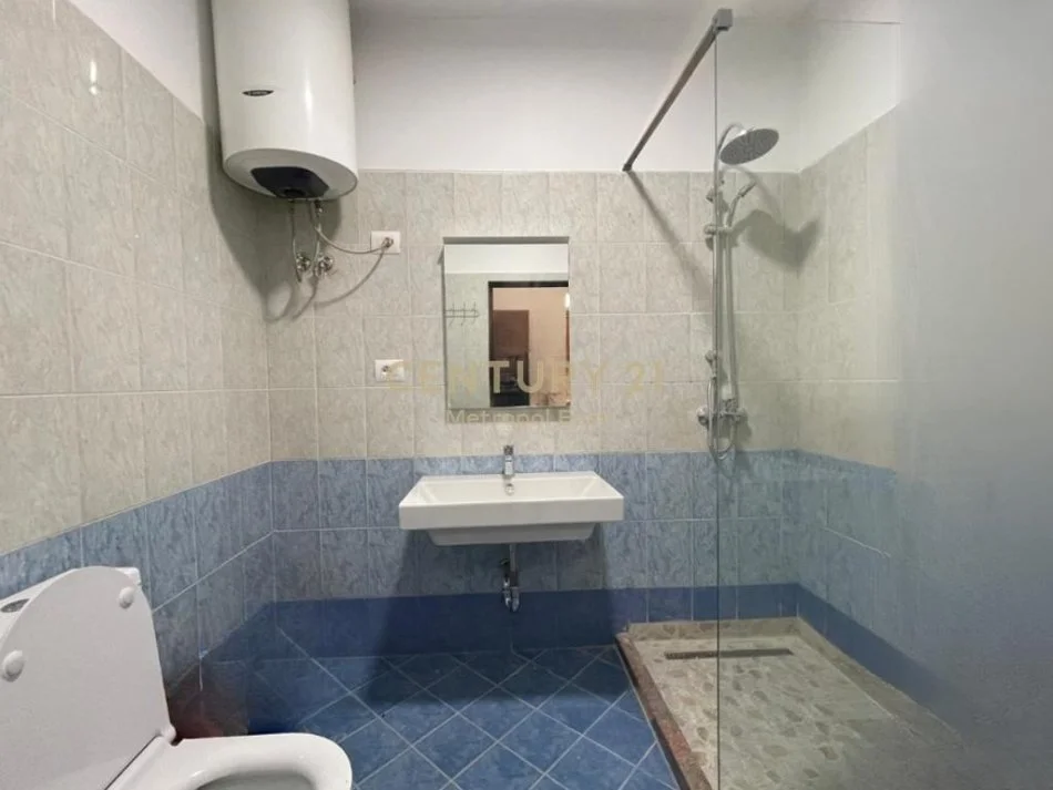 Tirane, shitet apartament 2+1 Kati 10, 70 m² 120.000 € (Don Bosko)