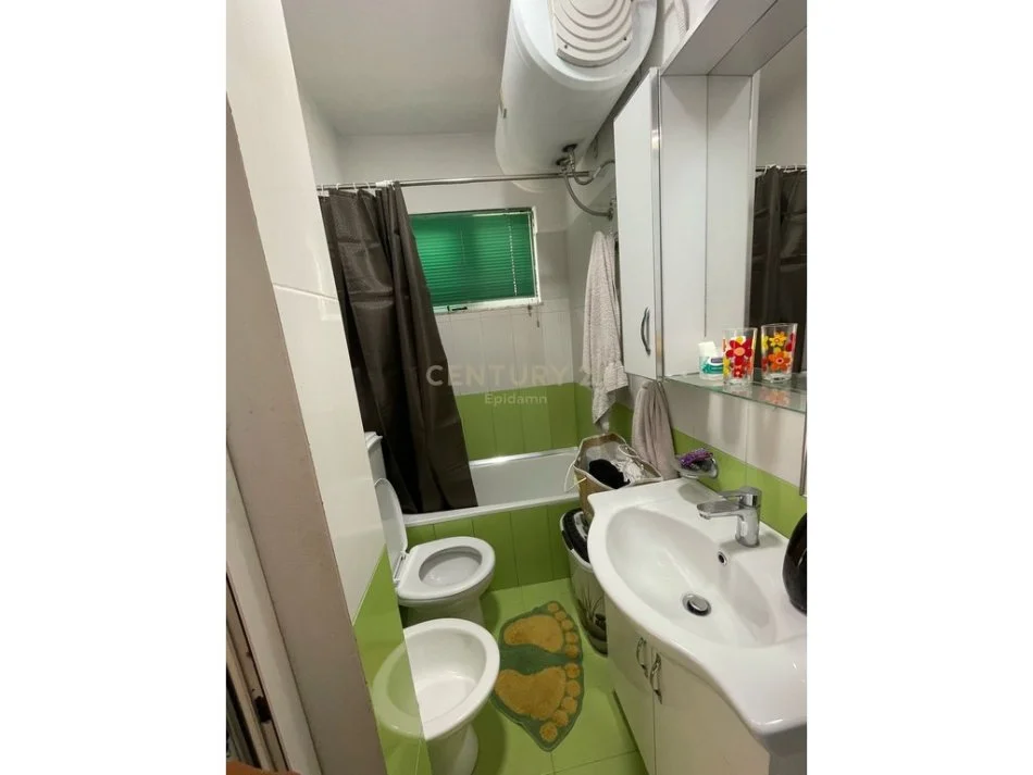Durres, jepet me qera apartament 2+1+Ballkon Kati 0, 77 m² 350 € (lagja nr 18)