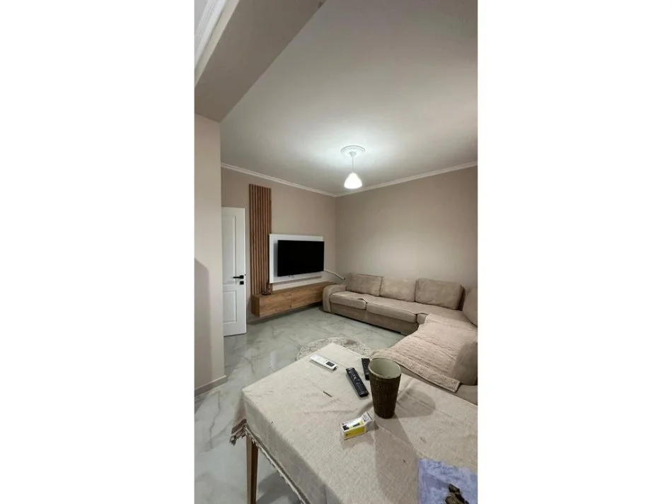 Pogradec, shitet apartament Kati 5, 61 m² 85.000 € 