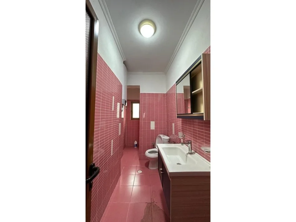 Pogradec, shitet apartament Kati 5, 61 m² 85.000 € 