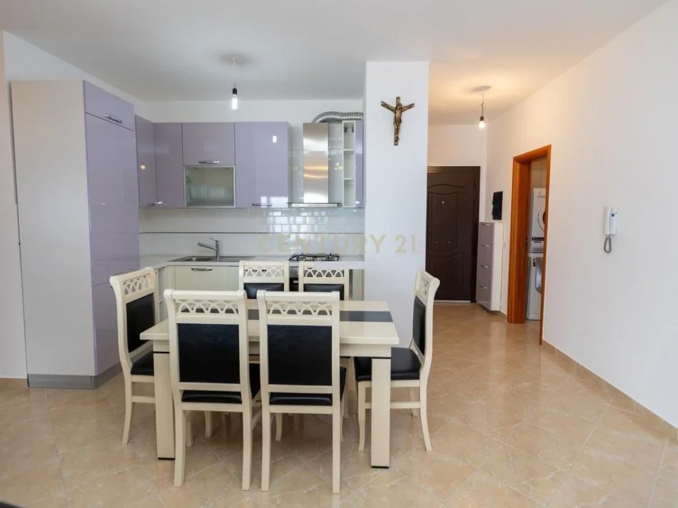 Vlore, shitet apartament 2+1 Kati 5, 106 m² 330.000 € (Në Lungomare 1 me Pamje Deti)