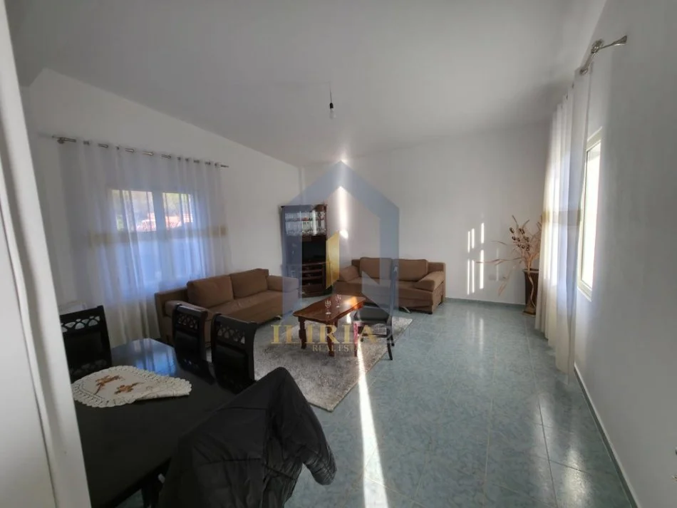 Tirane, shitet shtepi 1 Katshe Kati 1, 250 m² 75.000 € (Shtepi private per shitje ne "Ndroq")