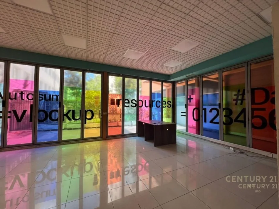 Tirane, shes ambjent biznesi , 223 m² 730.000 € (Ish Blloku)