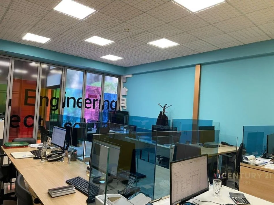 Tirane, shes ambjent biznesi , 223 m² 730.000 € (Ish Blloku)