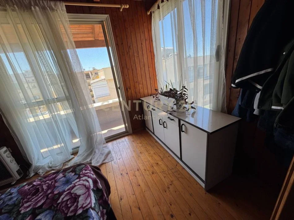 Shqiperi, shitet 1+1+Ballkon Kati 5, 60 m² 75.000 € (SHKEMBI I KAVAJES !)