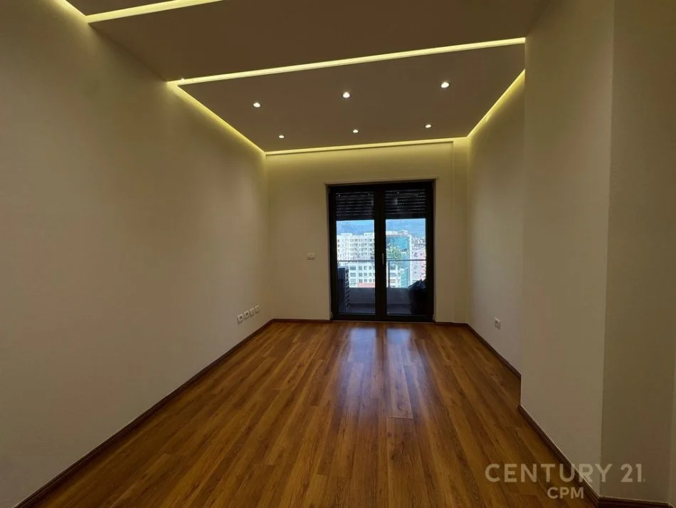 Tirane, shes apartament 3+1+2 , 147 m² 400.000 € (Zogu I Zi)