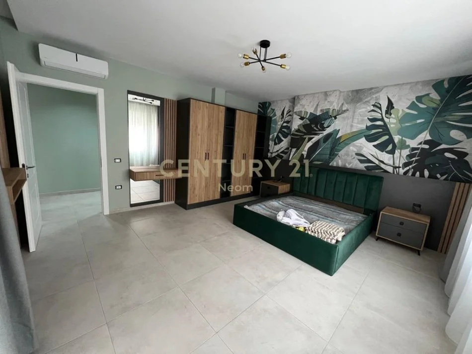 Tirane, shes apartament 2+1 Kati 4, 106 m² 210.000 € (Unaza e re)