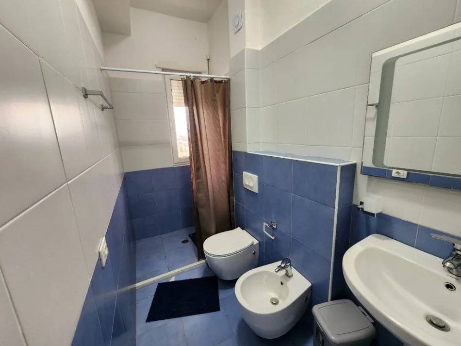 VILE ME PISHINE + 2 POSTE PARKIMI PER QERA TE KODRA E DIELLIT 2!