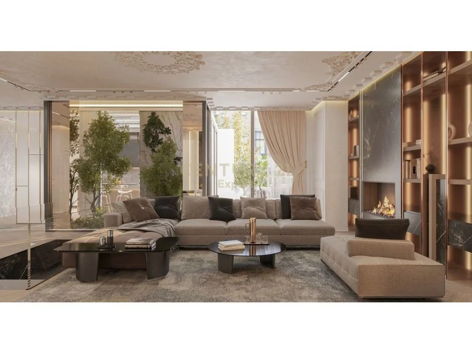 Tirane, shitet apartament duplex Kati 5, 565 m² 1.250.000 € (air Albania)