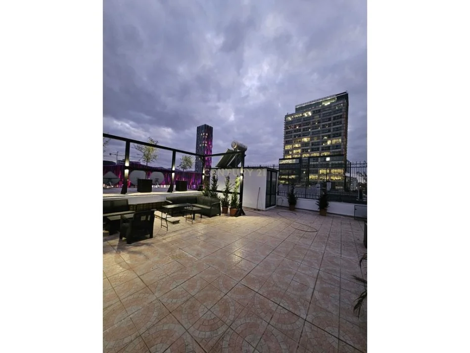 Tirane, shes apartament 4+1+3+Garazh , 565 m² 1.250.000 € (Stadiumi Qemal Stafa, Rruga e Elbasanit)