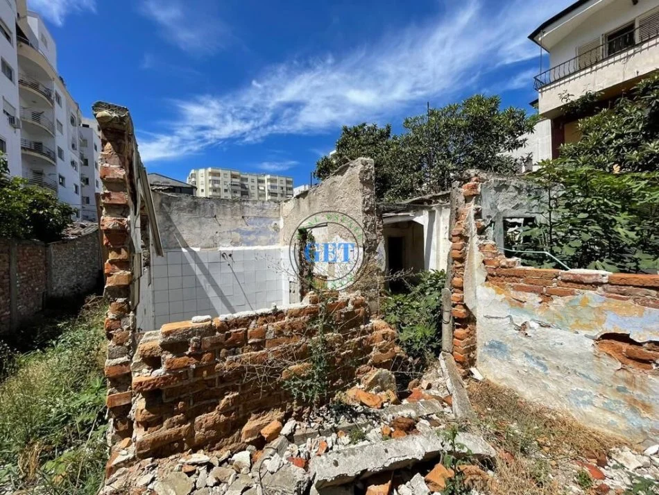 Durres, shitet truall , 231 m² 120.000 € (Ish Rajoni)
