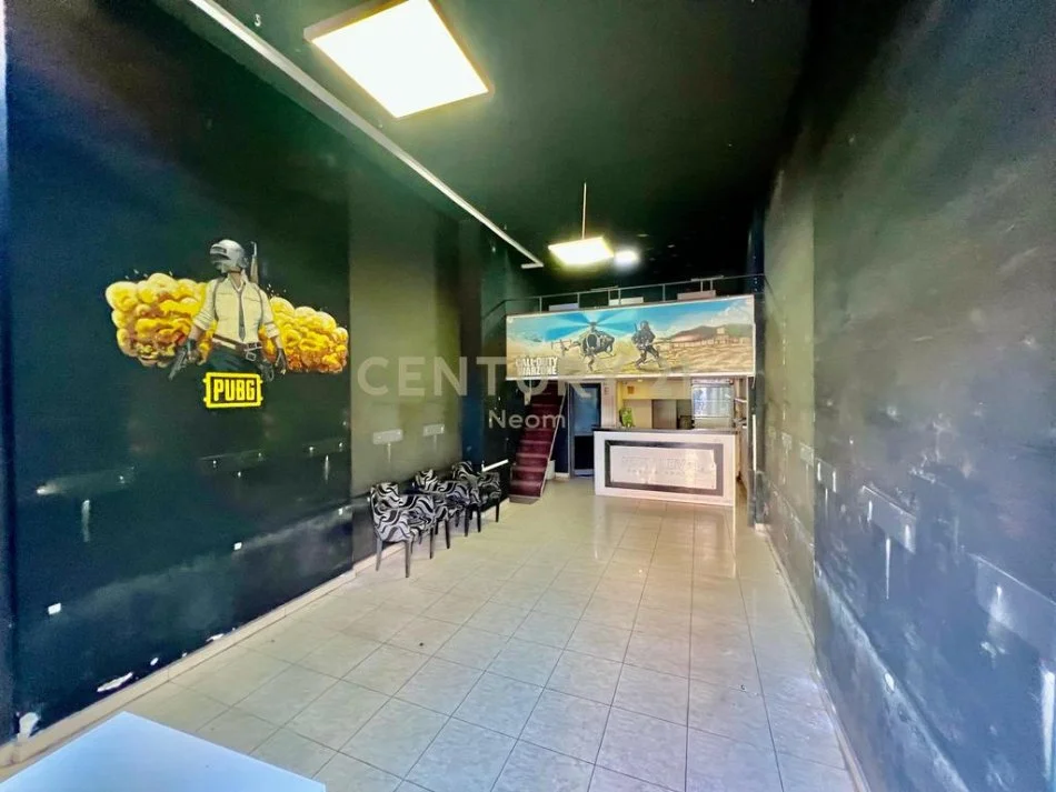 Tirane, shes ambjent biznesi Kati 0, 65 m² 149.000 € (Globe, Rruga e Kavajës)