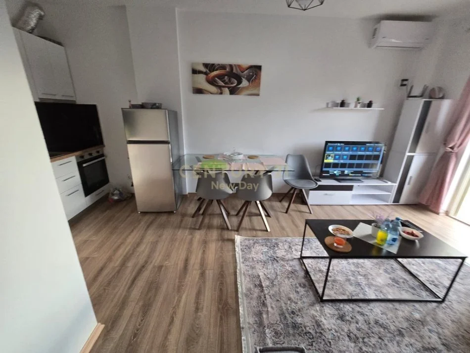 Durres, shitet apartament 1+1 Kati 4, 60 m² 78.000 € (Golem.)