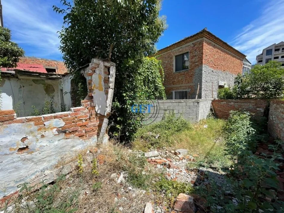Durres, shitet truall , 231 m² 120.000 € (Ish Rajoni)