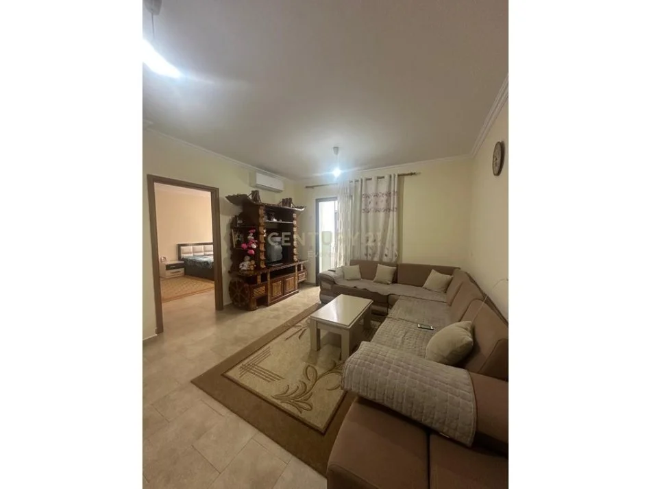 Tirane, shes apartament 2+1 Kati 4, 93 m² 95.000 € (Kashar)