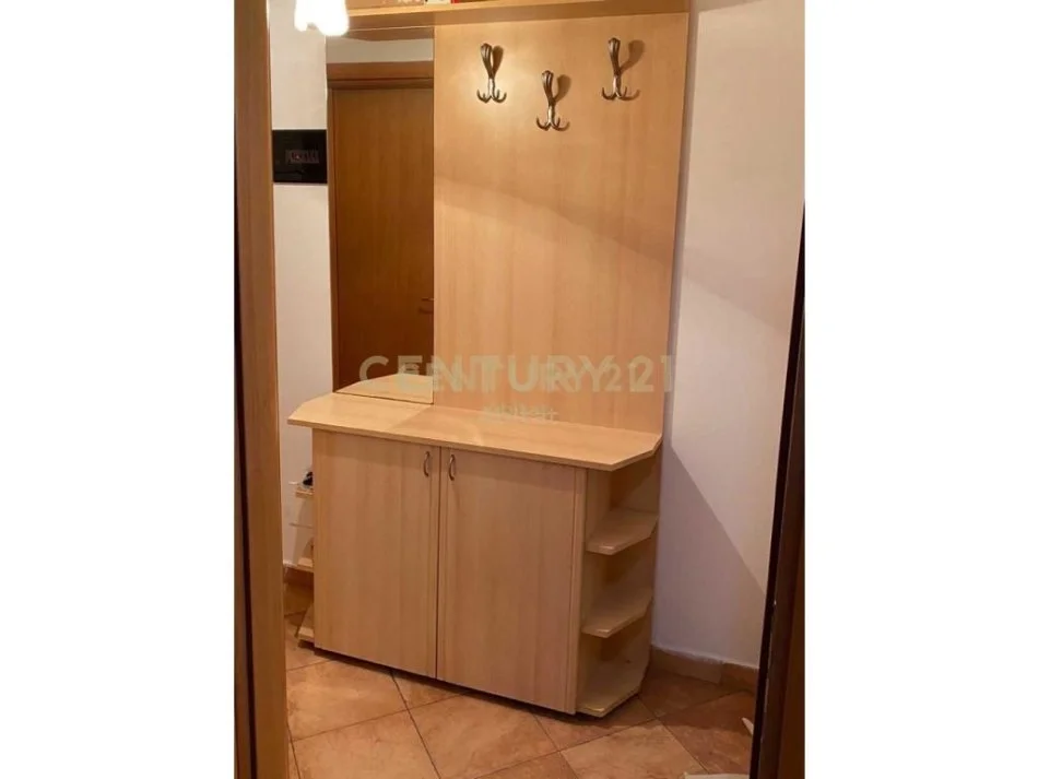 Tirane, jepet me qera apartament 1+1 Kati 6, 46 m² 550 € (Rruga e Kavajes)