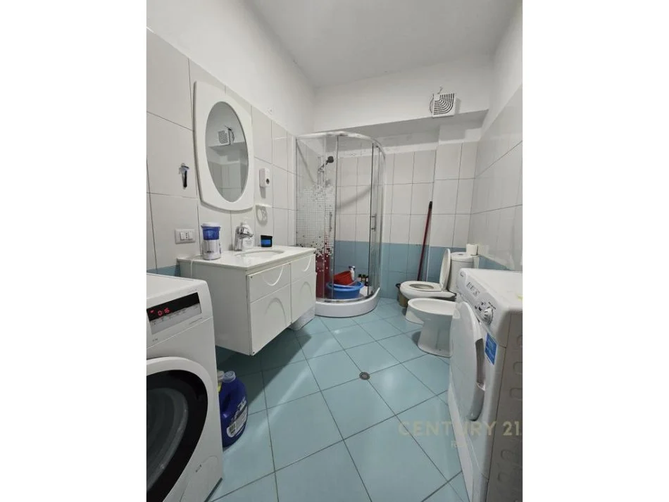 Shqiperi, shitet apartament 2+1+Aneks+Ballkon Kati 5, 120 m² 145.000 € (muzeumi)