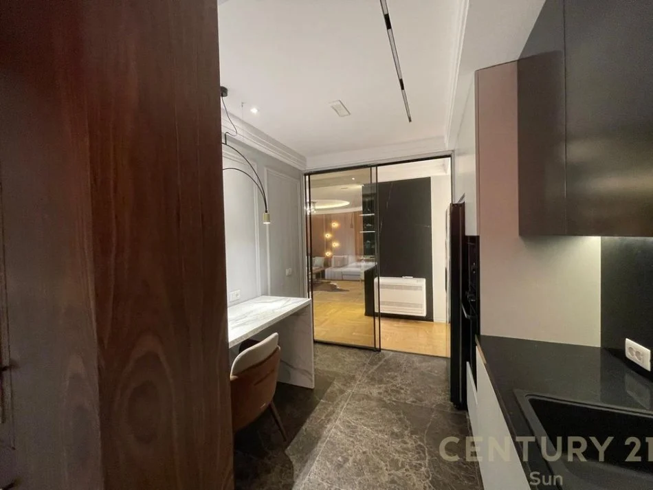 Tirane, jap me qera apartament 2+1+2 , 163 m² 1.750 € (Kopshti Botanik Zoologjik)