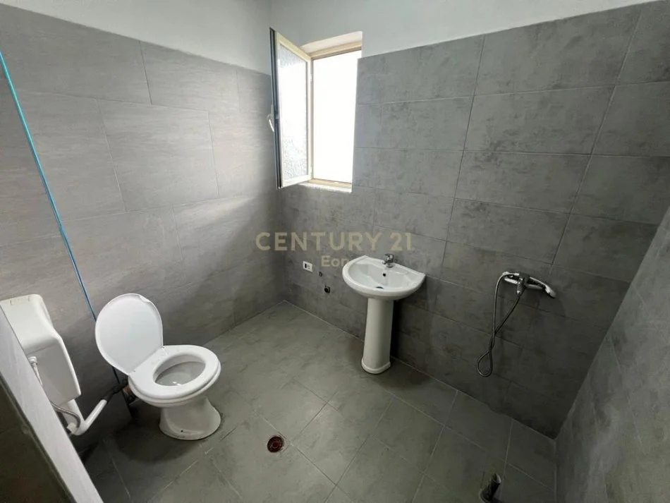 Durres, shitet apartament 1+1 Kati 5, 43 m² 46.500 € (GOLEM)