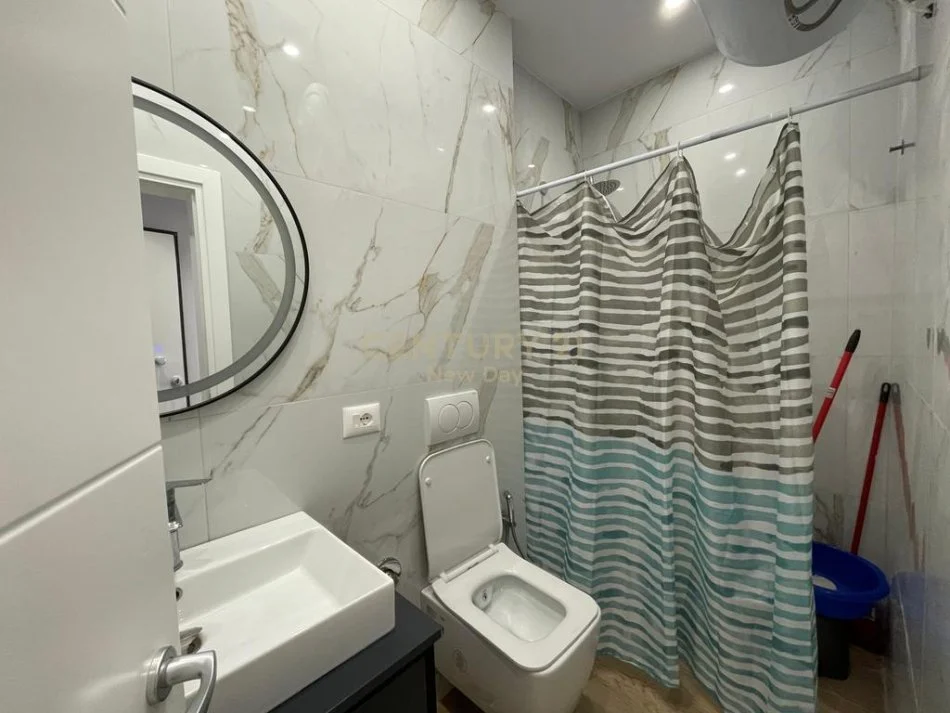 Durres, jepet me qera apartament 1+1 Kati 3, 44 m² 450 € (pran qendres Durres)