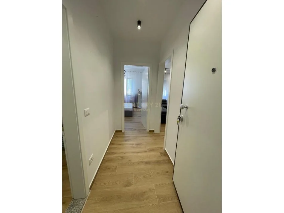 Durres, jepet me qera apartament 1+1 Kati 3, 44 m² 450 € (pran qendres Durres)