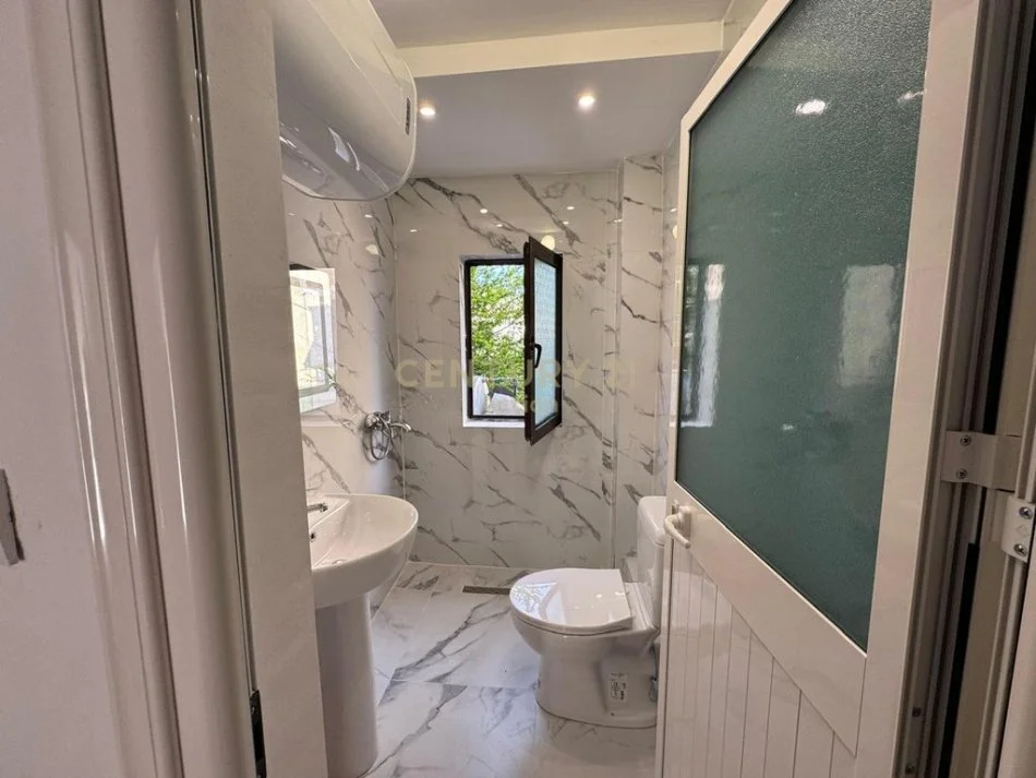 Tirane, shitet apartament Kati 2, 56 m² 79.000 € (Rruga Llazi Miho)