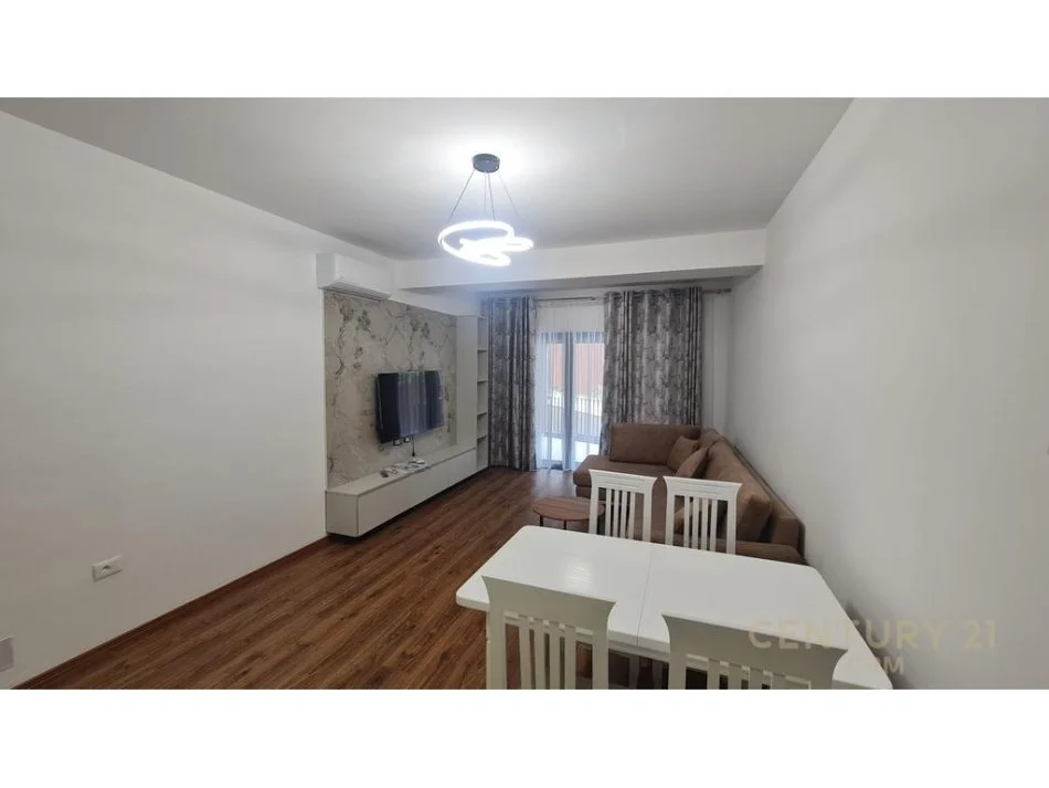 Tirane, jap me qera apartament 1+1+POST PARKIMI , 90 m² 750 € (Kodra e Diellit)