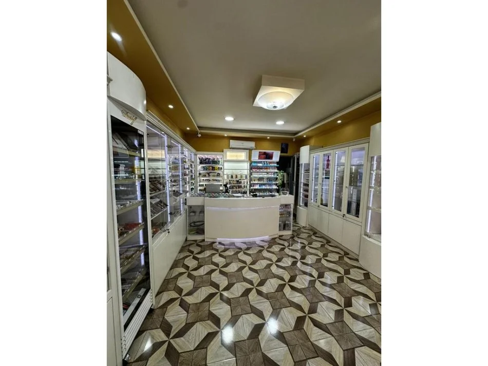 Tirane, shes biznes aktiv – Tabachino 21.000 €