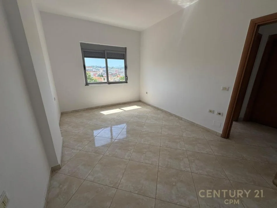 Tirane, shitet apartament Kati 4, 88 m² 97.000 € 