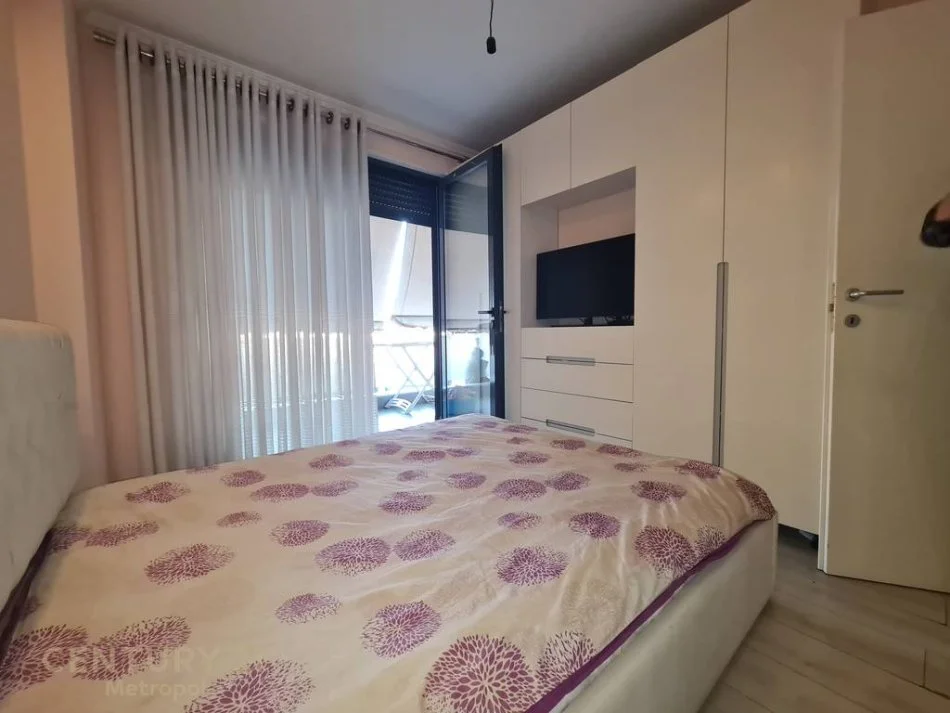 Tirane, shitet apartament 2+1+Ballkon Kati 6, 80 m² 160.000 € (Rruga Artan Lenja)