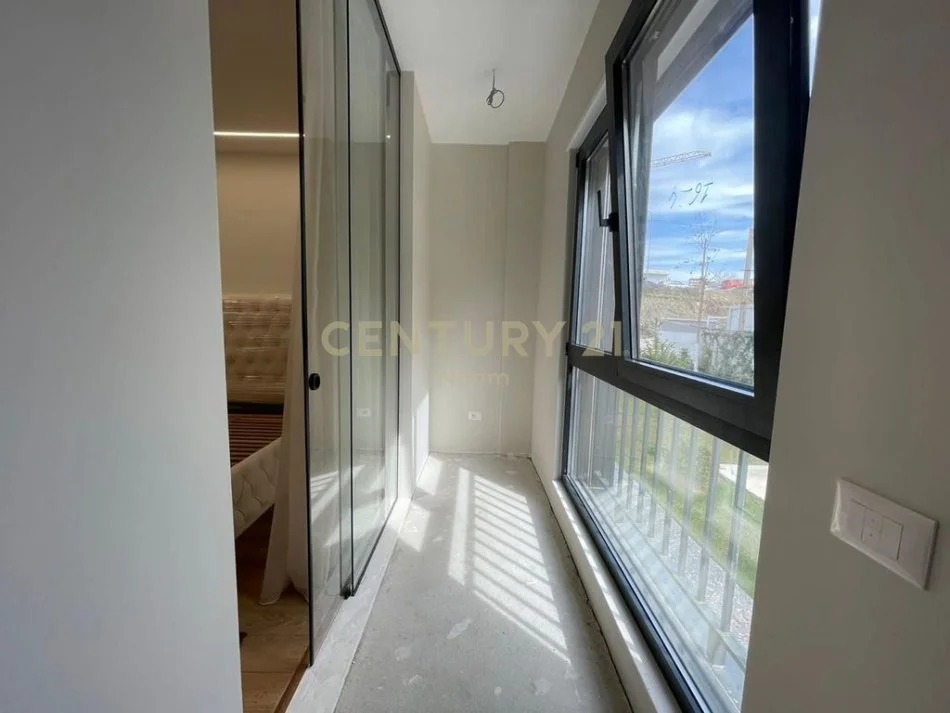 Tirane, jepet me qera apartament 1+1 Kati 0, 73 m² 750 € (liqeni i thate)