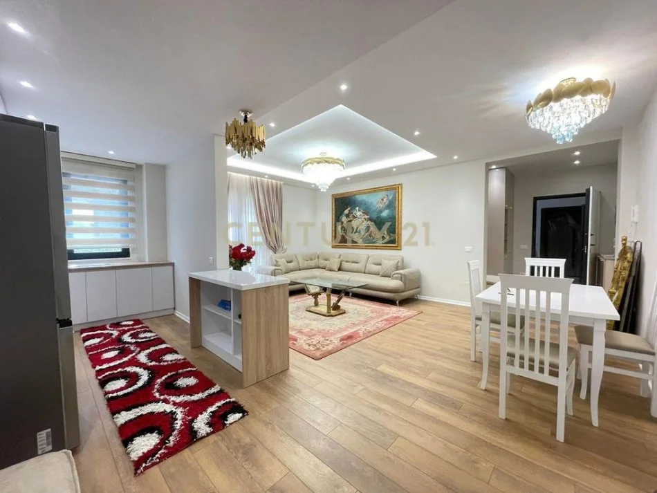 Tirane, jepet me qera apartament 1+1 Kati 1, 76 m² 750 € (Liqeni i Thate)