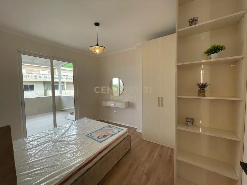 Durres, shitet apartament 2+1+Ballkon Kati 6, 116 m² 163.000 € (Rruga Pavaresia)