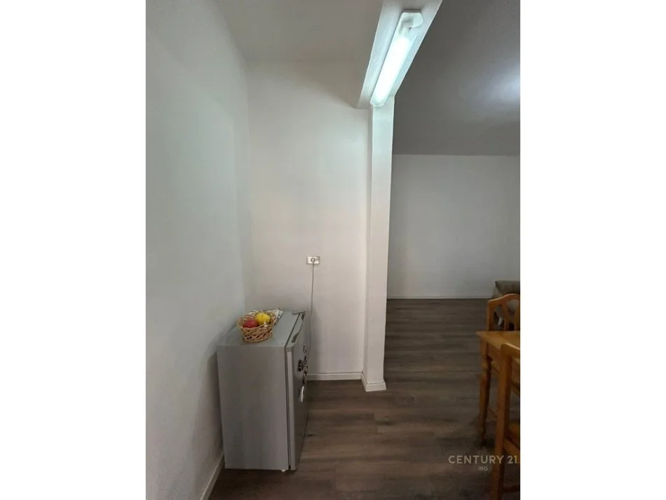 Tirane, shes apartament 2+1 Kati 2, 70 m² 135.000 € (Ish Tregu Eleketrik)
