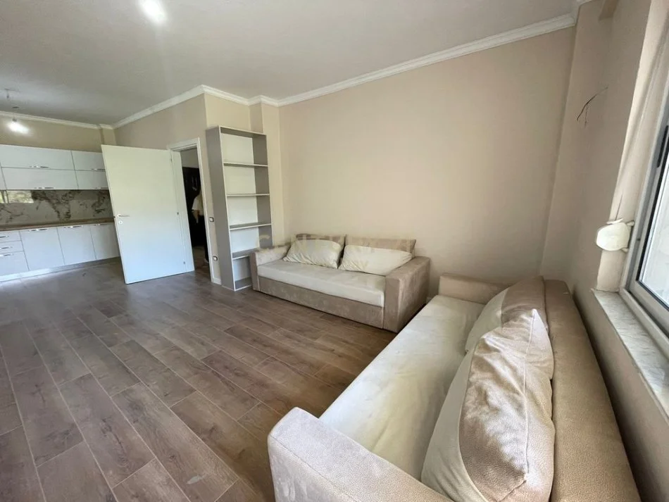 Durres, shitet apartament 1+1 Kati 4, 73 m² 73.000 € (SHITET APARTAMENT 1+1 TEK SHKEMBI I KAVAJES!)