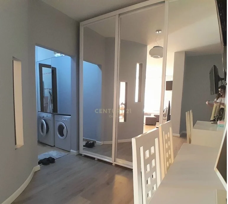 Vlore, shitet apartament 2+1 Kati 4, 125 m² 150.000 € (Rruga e re)