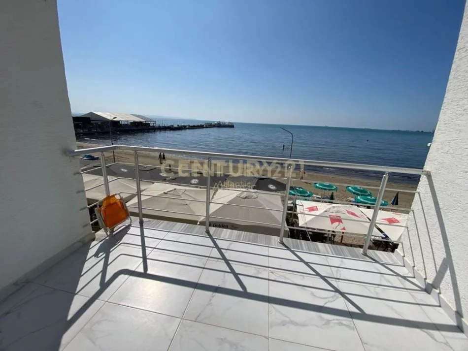 Durres Plazh, jepet me qera apartament 2+1 Kati 2, 110 m² 600 € (Plazh Rtota kuqe)