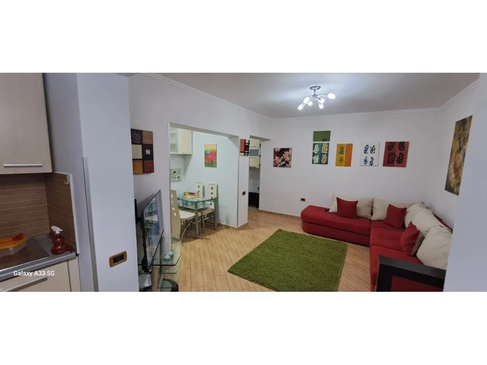 Tirane, jepet me qera apartament 1+1 Kati 3, 51 m² 500 € 