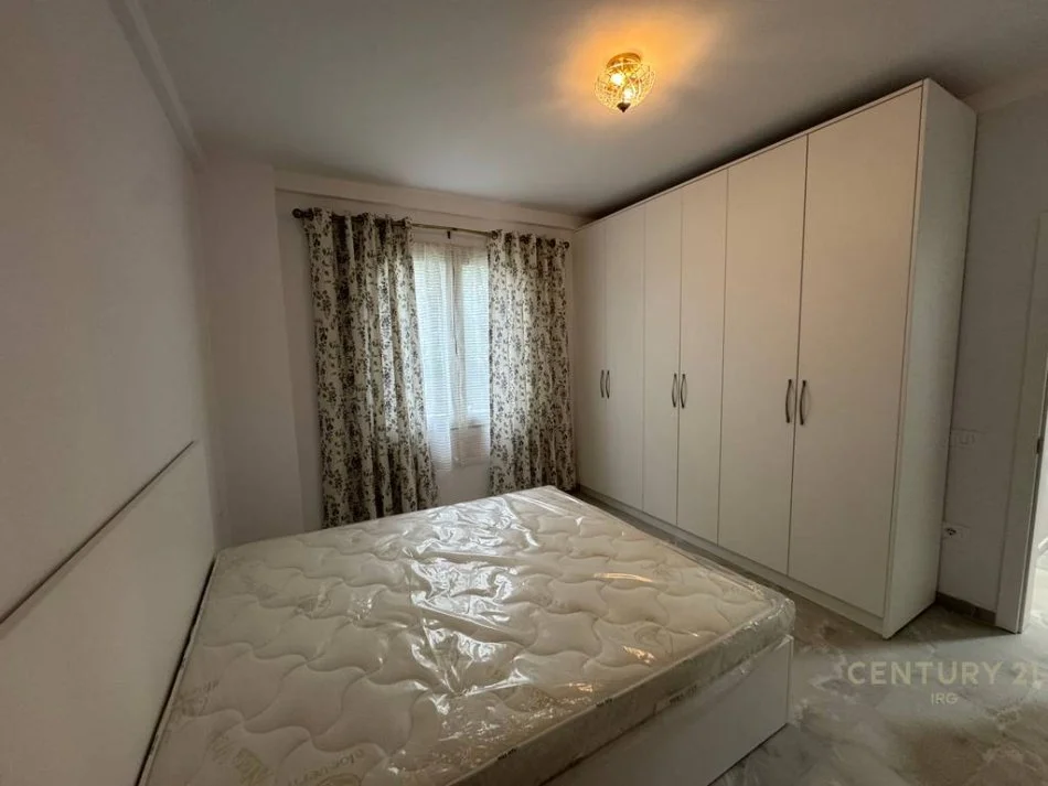 Tirane, jepet me qera apartament Kati 0, 55 m² 450 € 