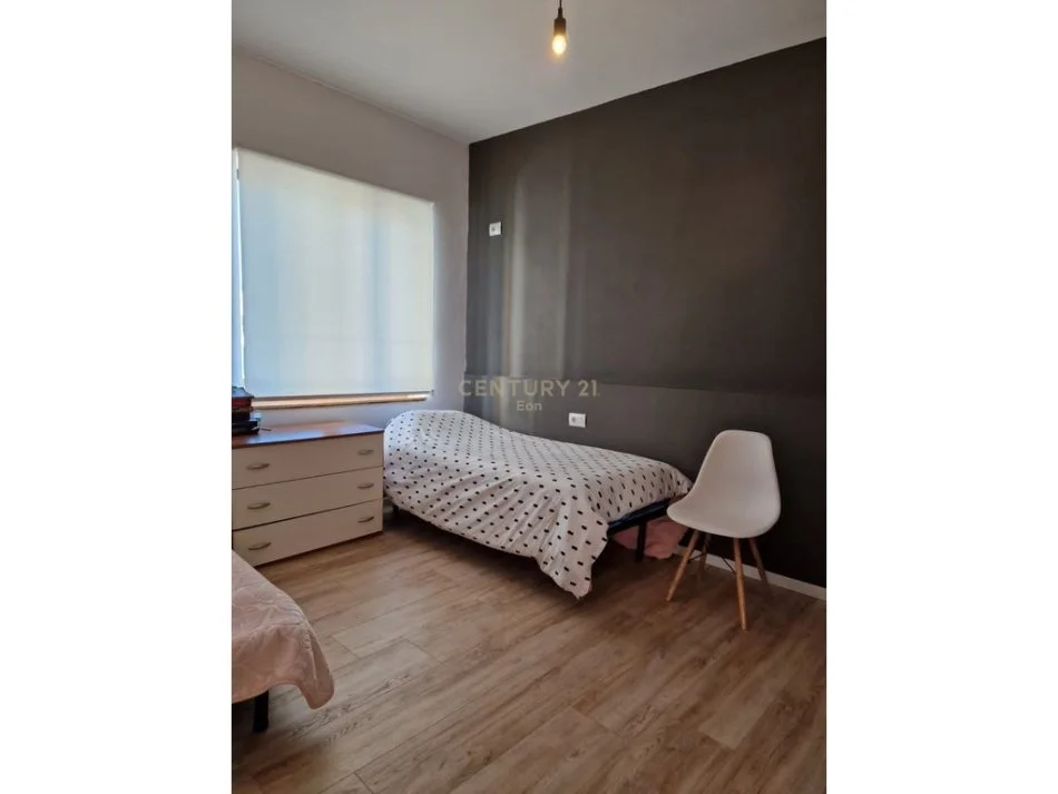 Durres, jepet me qera apartament 2+1 Kati 2, 106 m² 550 € (Bulevart Durres)