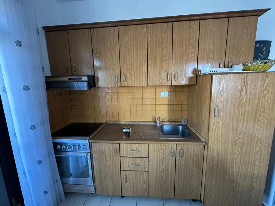 Durres, shitet apartament 1+1 Kati 4, 80 m² 95.000 € (Shkembi Kavajes)