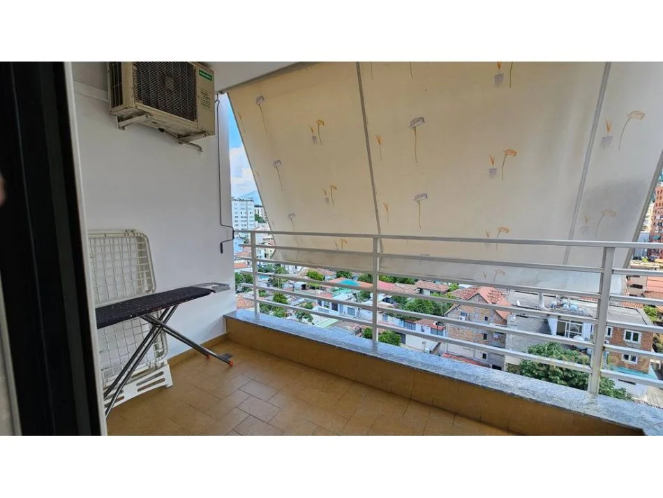 Tirane, shitet apartament 2+1+Ballkon Kati 6, 82 m² 220.000 € (rruga e kavajes)
