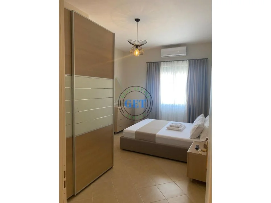 Durres, jepet me qera apartament 1+1+Ballkon Kati 6, 450 m² 450 € 