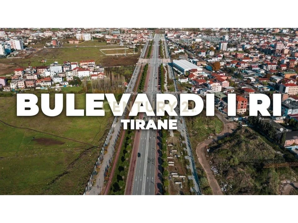 Tirane, jepet me qera apartament 2+1 Kati 3, 100 m² 630 € (Bulevardi i Ri)