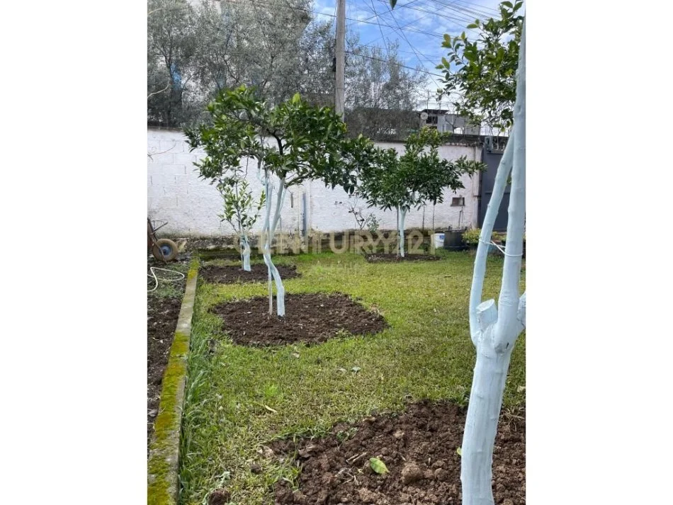 Tirane, shitet apartament Kati 2, 109 m² 