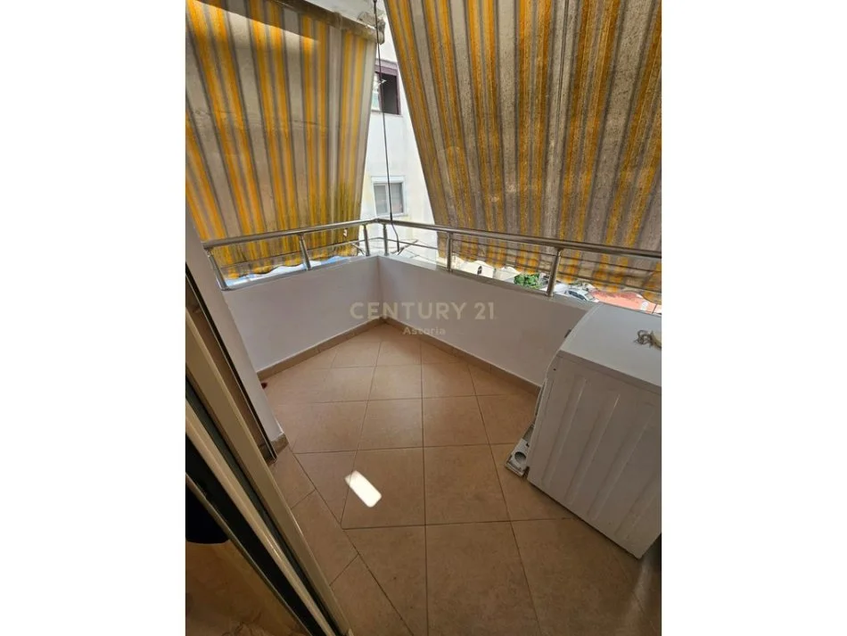 Tirane, shitet apartament 2+1 Kati 5, 91 m² 120.000 € (Rruga Sotir Gaci)